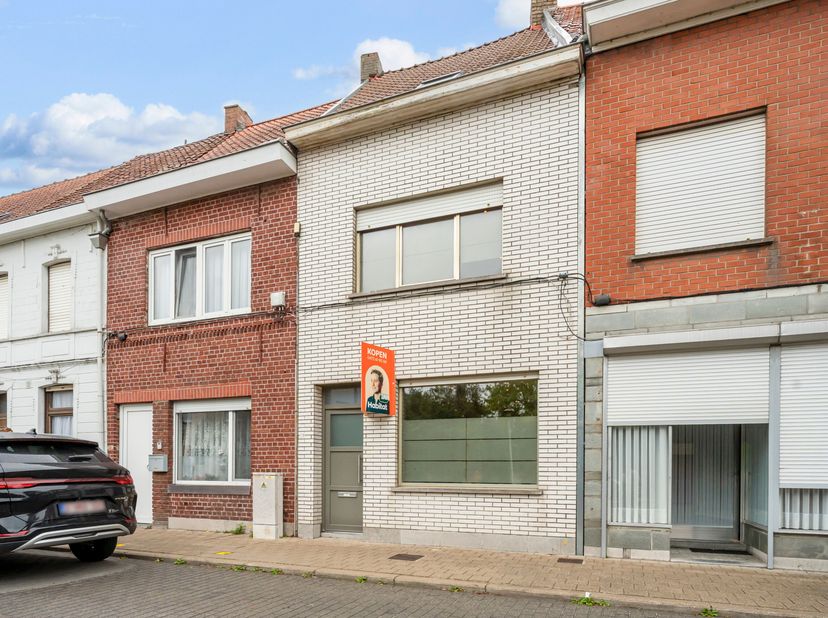 Huis te koop in Roeselaarsestraat 378,
                    8870 Izegem