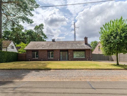                                         Bungalow te koop in Beringen, € 398.000
