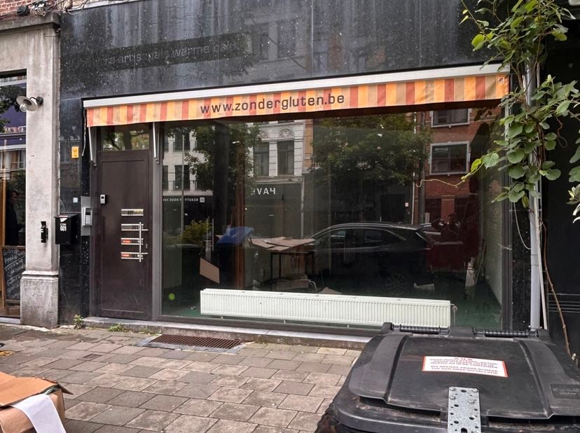 Bien professionnel à louer
                    à 2000 Antwerpen
