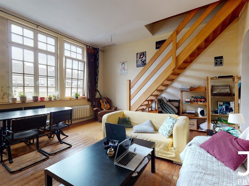 Virtual tour available by clicking on the 360° logo at the bottom left of the picture or at the bottom right of this text description.<br />
Ideaal ge