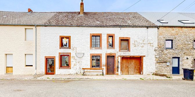 Maison à vendre à Place du Batty 18, 5680 Vodelée