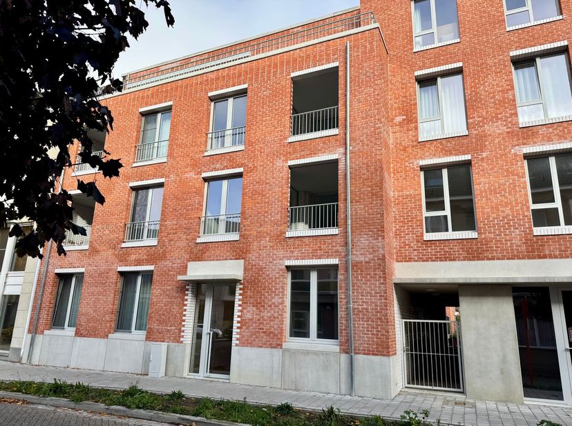 Appartement te huur in Pettendonk 13 bus 102,
                    2500 Lier