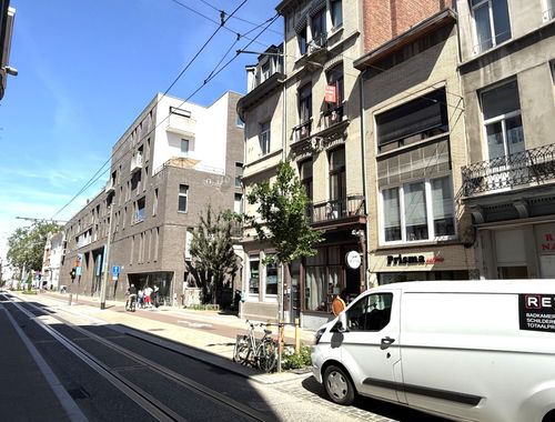                                         Rez-de-chaussée commercial à louer à Antwerpen, € 1.300
