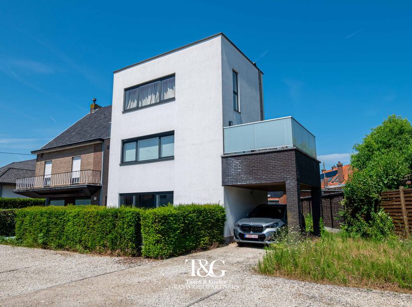 Appartement te koop in Kortrijkstraat 184,
                    8550 Zwevegem