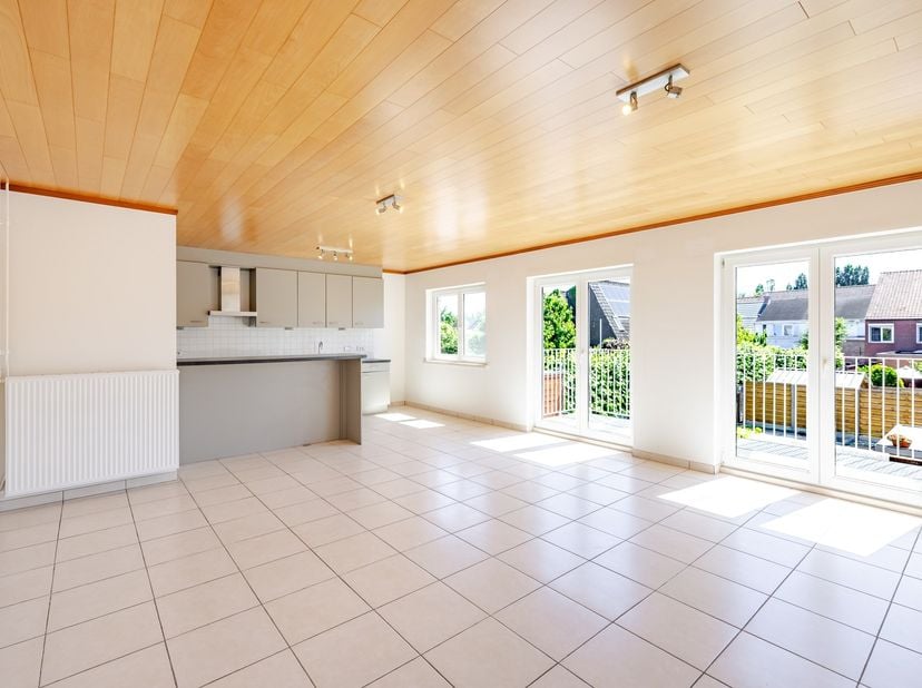 Dit appartement te Kapellendries is voorzien van een zeer vlotte locatie. De ligging in Wetteren zorgt voor een perfecte balans tussen rust en bereikb