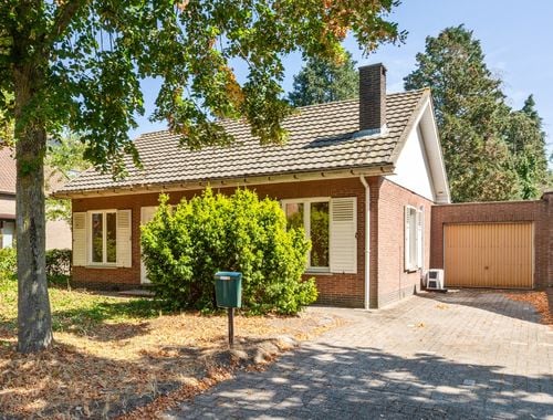                                         Maison à vendre à Essen, € 299.000
