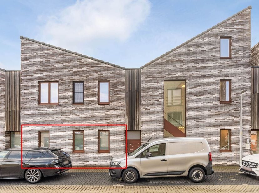 In Heusden-Zolder vinden we dit instapklare gelijkvloerse appartement terug in de rustige Residentie Verde. De ligging combineert het beste van twee w