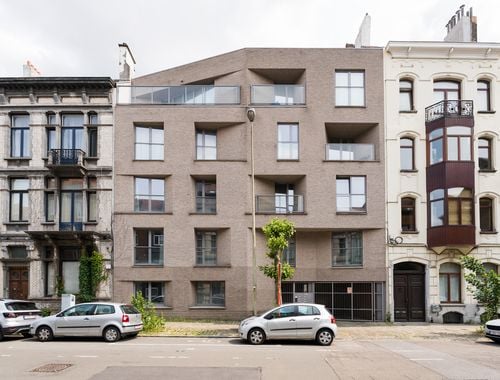                                         Penthouse te koop in Schaarbeek, € 595.000
