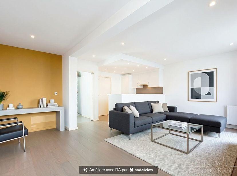Appartement te koop in Rue d'Idalie 21,
                    1050 Elsene