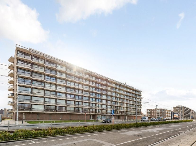 Garage te koop in A. Ruzettelaan 183 bus 182,
                    8370 Blankenberge