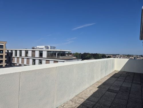                                         Penthouse te koop in Roeselare, € 220.000

