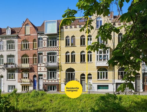                                         Herenwoning te koop in Sint-Andries, € 995.000
