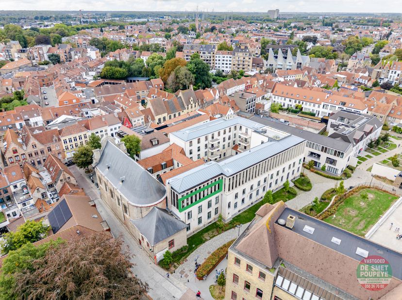 Appartement te koop in Achiel van Ackerplein 1,
                    8000 Brugge
