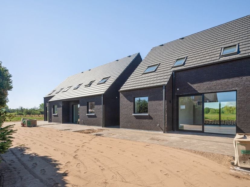Nieuwbouwproject met moderne BEN-woningen ruim, energiezuinig en toekomstgericht<br />
In het rustige Oosterlo (Geel) wordt een kleinschalig nieuwbouw