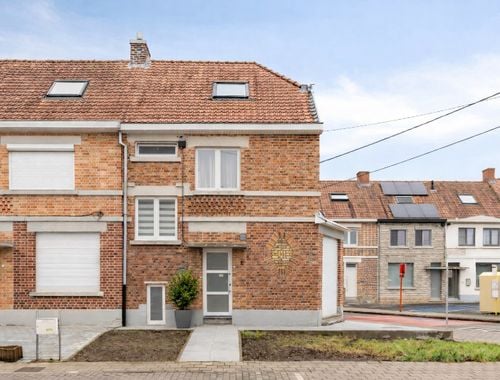                                         Maison à vendre à Rumbeke, € 249.000
