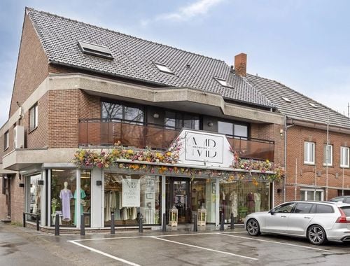                                         Commerce à vendre à Diepenbeek, € 449.000

