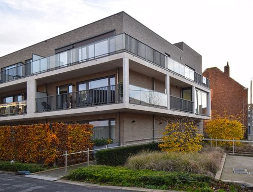                                         Serviceflat te koop in Rumbeke, € 270.000
