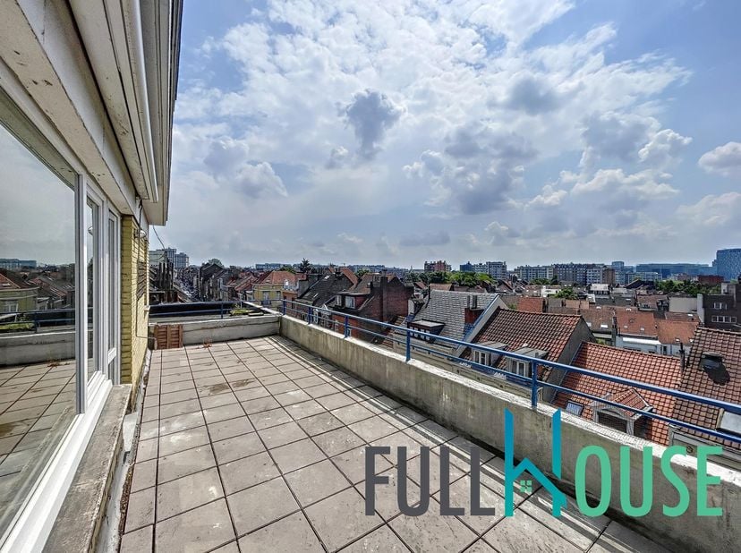 Appartement te huur in Rue du Noyer 42,
                    1000 Brussel