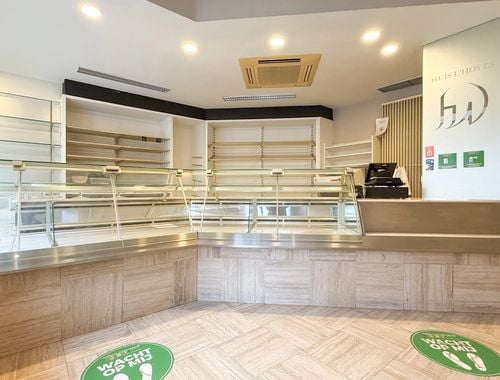                                        Usage mixte à vendre à Wellen, € 249.000
