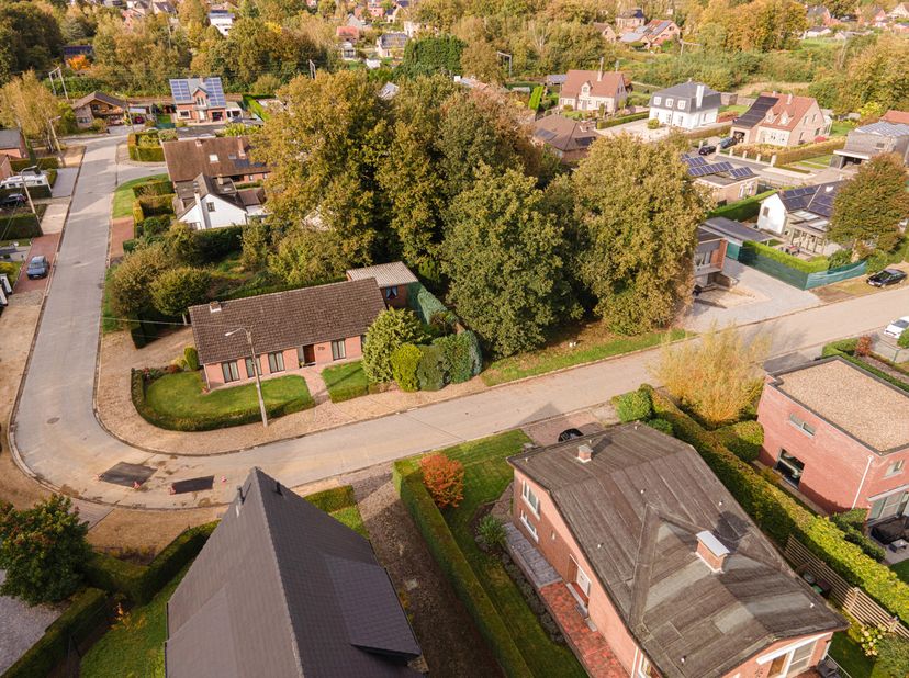 Terrain à vendre
                    à 3600 Genk