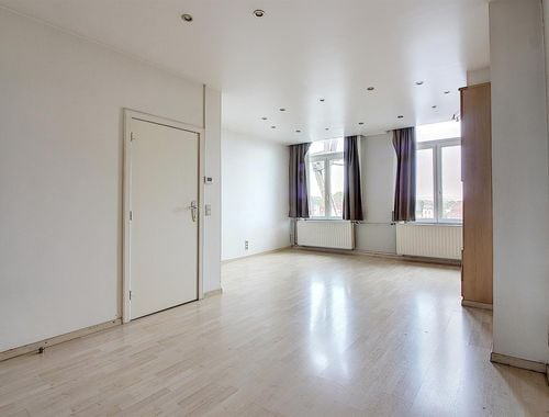                                         Appartement te huur in Tournai, € 1.050
