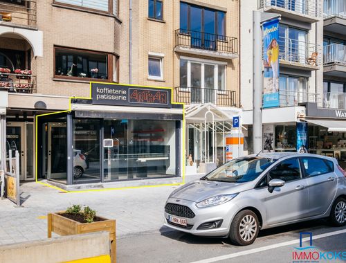                                         Bien commercial à vendre à Koksijde, € 395.000
