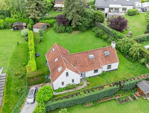                                         Villa te koop in Bierges, € 630.000
