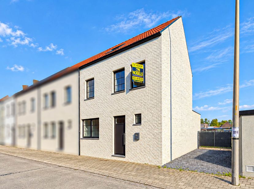 Huis te koop in Pater Ruyffelaertstraat 9,
                    9700 Oudenaarde