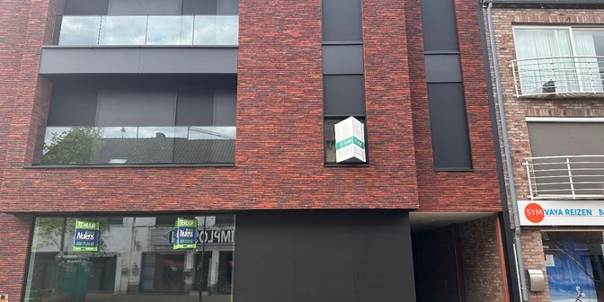 Bedrijfsvastgoed te koop in Dorpsstraat 24, 3530 Houthalen
