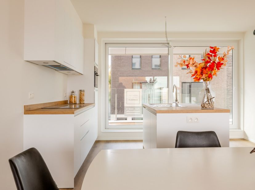 Cet appartement fait partie du projet de construction neuve La Perle Bleue - Résidence Santorin.<br />
L'appartement est situé au rez-de-chaussée et a