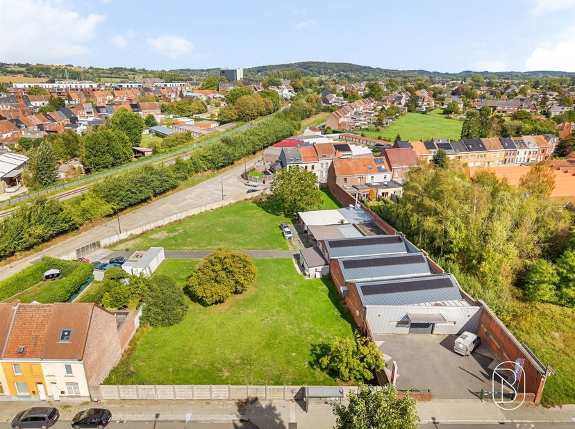 Grond te koop in Elzeelsesteenweg 36-42,
                    9600 Ronse