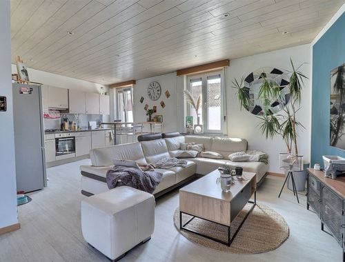                                        Immeuble d'appartements à vendre à Le Bizet, € 230.000
