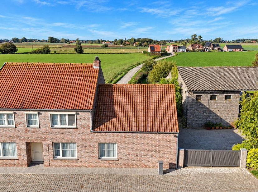 Huis te koop in Wijnendalestraat 167,
                    8600 Vladslo