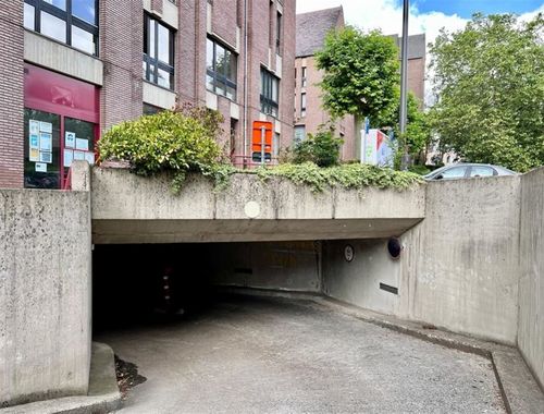                                         Kelder garage te koop in Wavre, € 12.500
