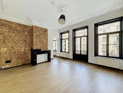                                         Appartement te huur in Brussel, € 1.200
