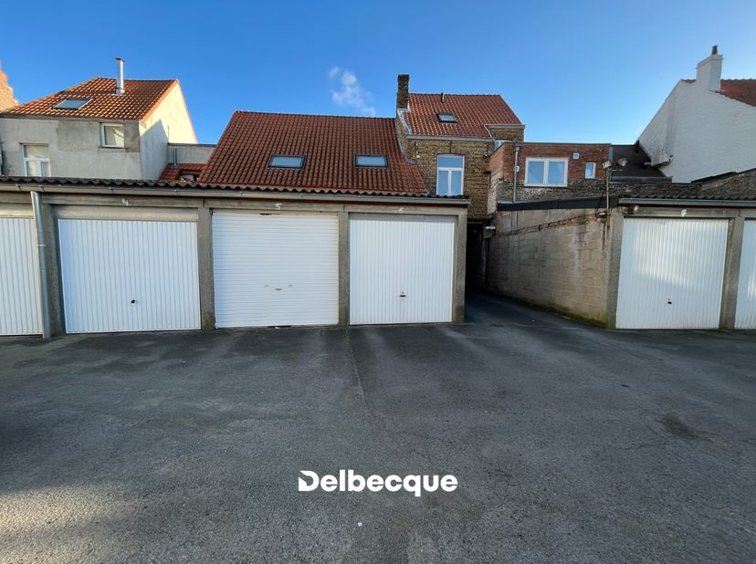 Garage te huur in Werkhuisstraat 4 - G17,
                    8000 Brugge