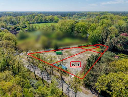                                         Bouwgrond te koop in Zoersel, € 195.000
