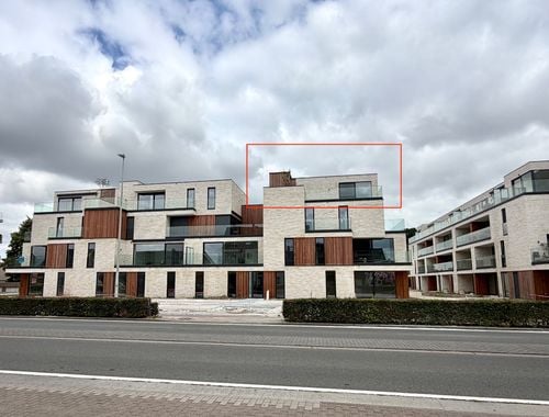                                         Dakappartement te huur in Lochristi, € 1.250
