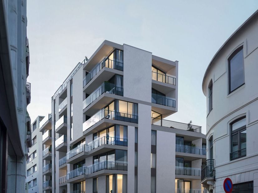 In het centrum van Blankenberge lanceren we het project, Maison Duysburgh. In totaal verrijzen er 39 appartementen ontworpen door het Blankenbergs arc