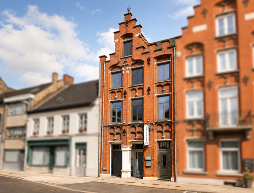                                         Gemengd gebruik te koop in Torhout, € 299.000
