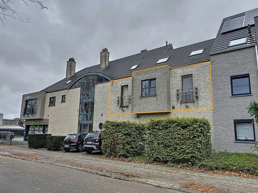 Spacieux appartement de 3 chambres à coucher avec une grande terrasse près du centre de Willebroek<br />
<br />
Bonne connexion avec les transports