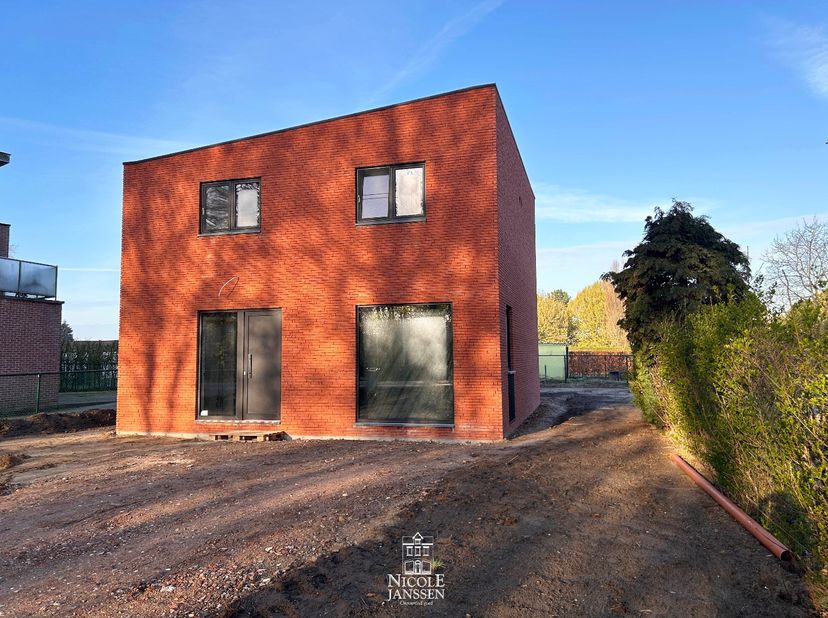 Maison à vendre
                    à 3640 Kessenich