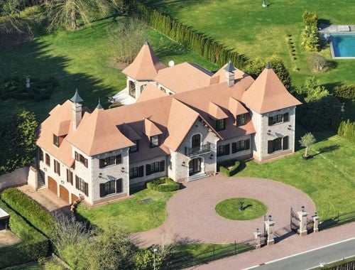                                         Villa-landhuis te koop in Lanaken, € 1.650.000
