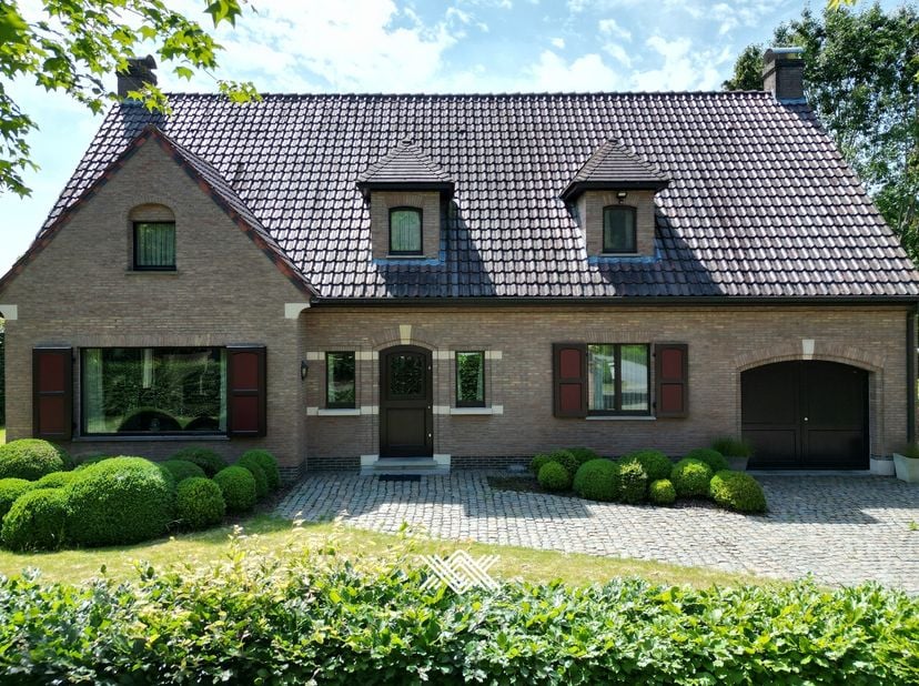 Maison à vendre
                    à 9070 Heusden