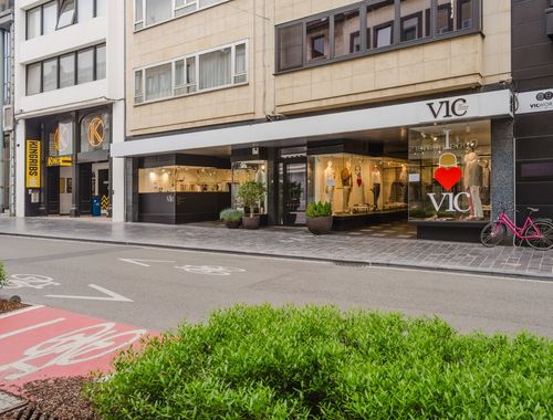                                         Handelspand te koop in Kortrijk, € 489.000
