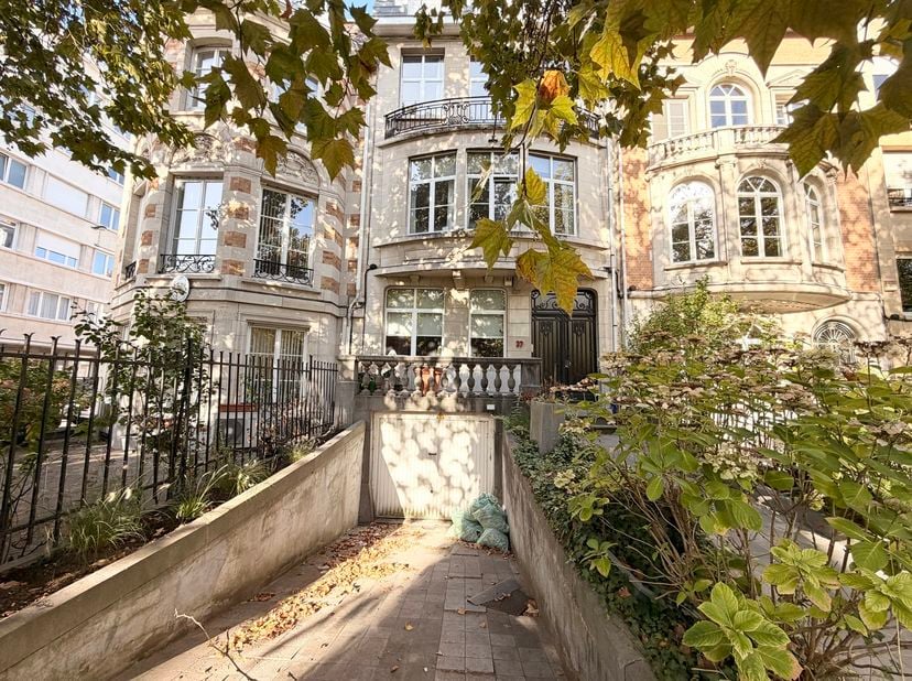Appartement te huur in Boulevard Saint-Michel 37,
                    1040 Etterbeek