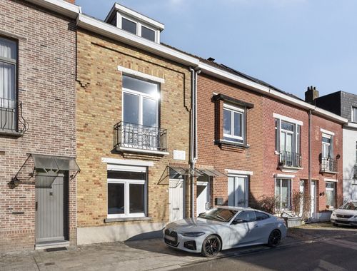                                         Eengezinswoning te koop in Anderlecht, € 297.000
