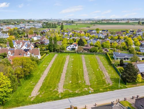                                         Bouwgrond te koop in Uitkerke, € 350.000
