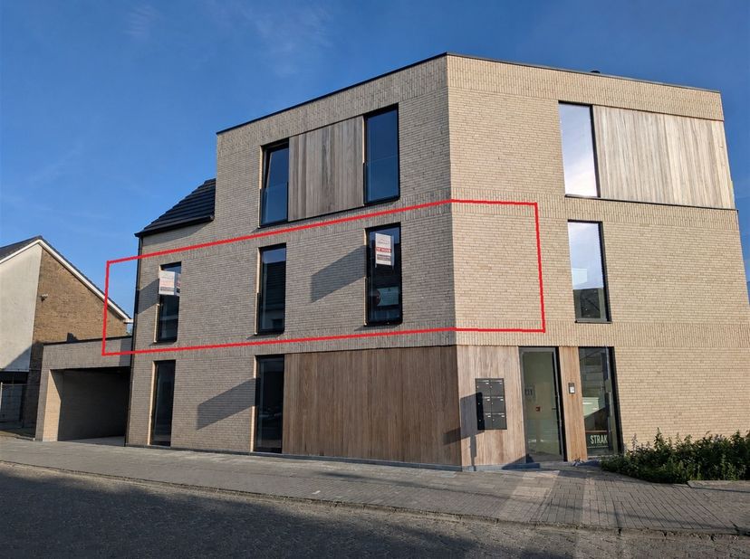 Nieuwbouwappartement met 2 slaapkamers en parkeerplaats met laadpaal te huur in Berlare<br />
<br />
Dit energiezuinige nieuwbouwappartement op de e
