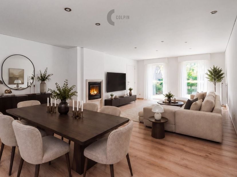 Op zoek naar een ruime alleenstaande villa in een rustige en groene omgeving, maar toch vlak bij Knokke-Heist? Deze charmante woning in Moerkerke comb